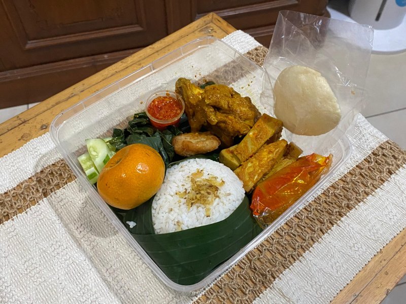 Paket Ayam Gulai Komplet