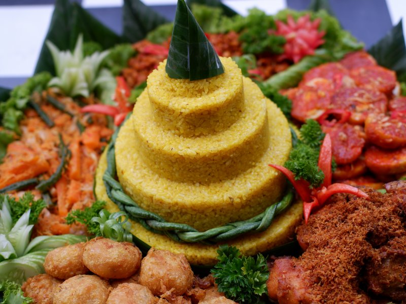 Paket Nasi Tumpeng (Min Order 20 pax)