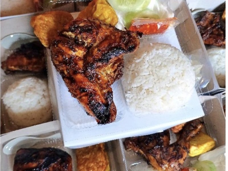 Nasi Box Paket Ayam TG Bakar
