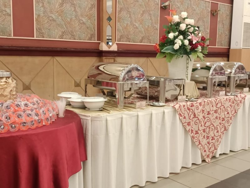 Superior Buffet Package